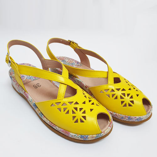 065 low yellow