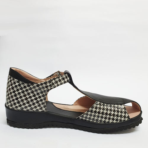 108 low black