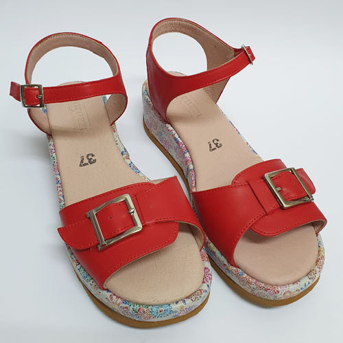 307 red