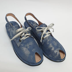 350 low blue with silver clouds